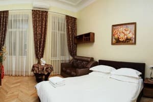 Kiev Centre ул. Малая Житомирская, 3/4 2